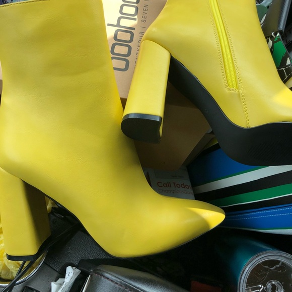 boohoo yellow shoes